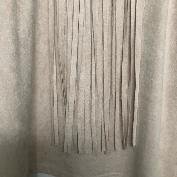 Fringe Top - Picture 2 of 2